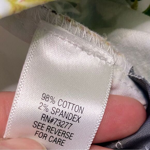 Disney Alice Through The Looking Glass Designer Collection Floral Cropped Pants - Picture 9 of 13